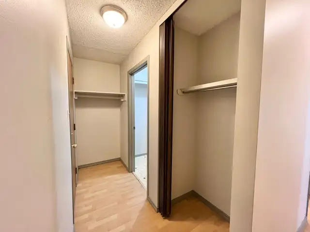 2 Bedroom Unit Across from Hospital! - Photo 4