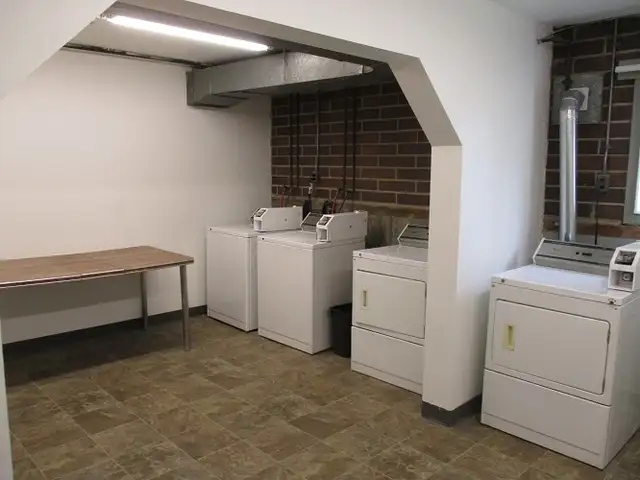 2 Bedroom Unit Across from Hospital! - Photo 10