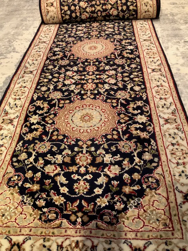 DISCOUNTED  rugs, runners at CASPIAN RUGS CENTRE ends April 24! - Photo 9