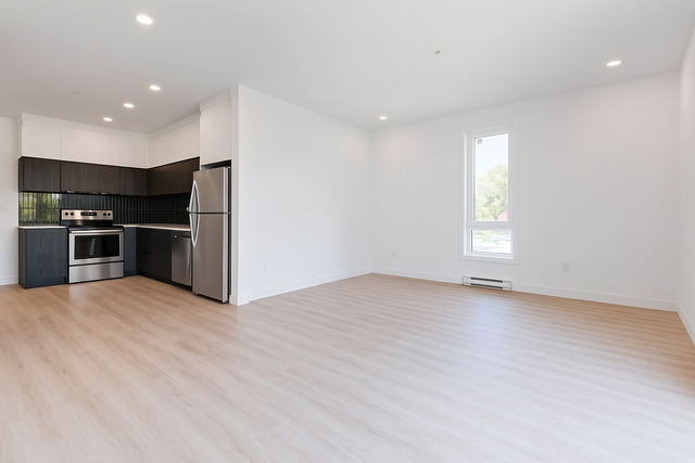 4 1/2 Disponible à St-Jean-sur-le-Richelieu