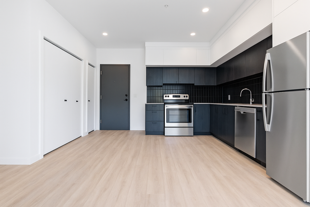 4 1/2 Disponible à St-Jean-sur-le-Richelieu - Photo 2