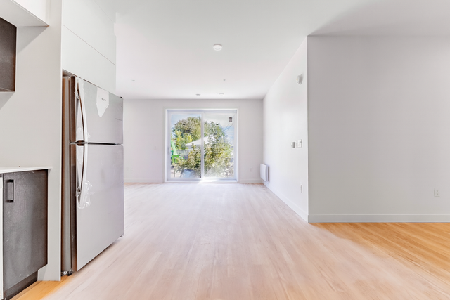 4 1/2 Disponible à St-Jean-sur-le-Richelieu - Photo 3