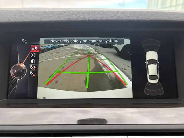 2015 BMW 5 Series 550i xDrive AWD • M Sport Package - Photo 25