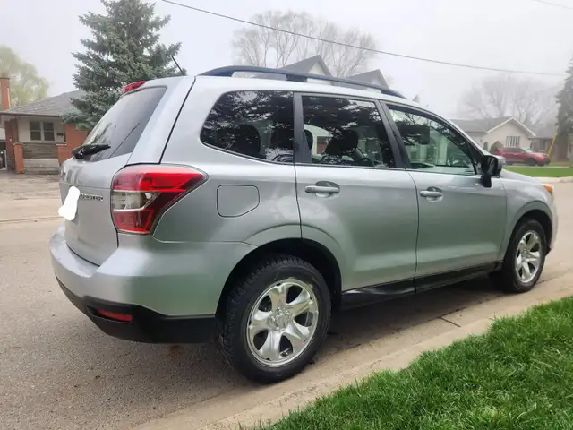 2016 SUBARU FORESTER AWD - Photo 5