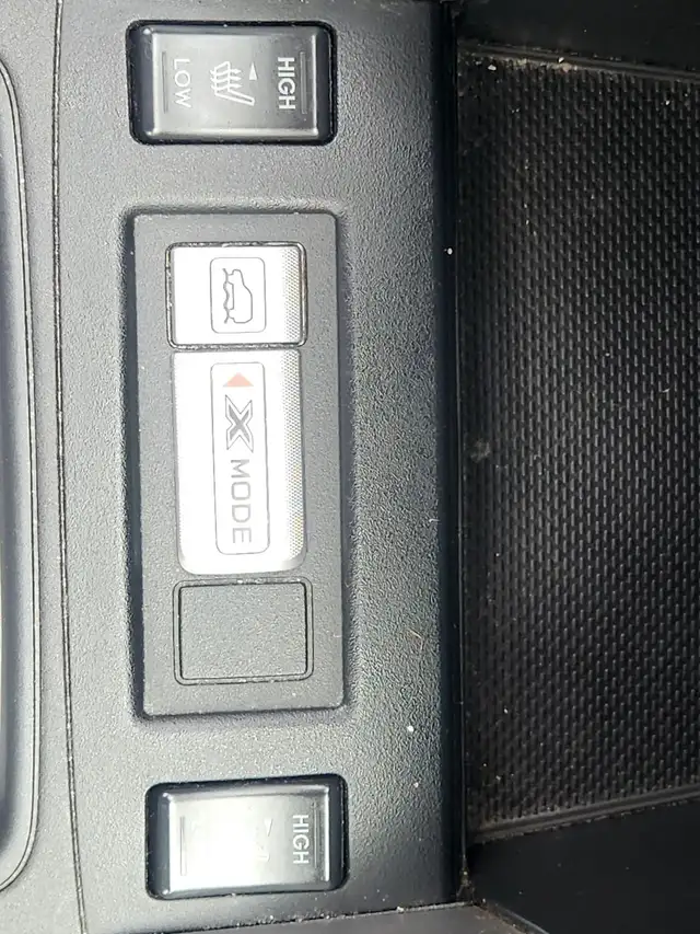 2016 SUBARU FORESTER AWD - Photo 9