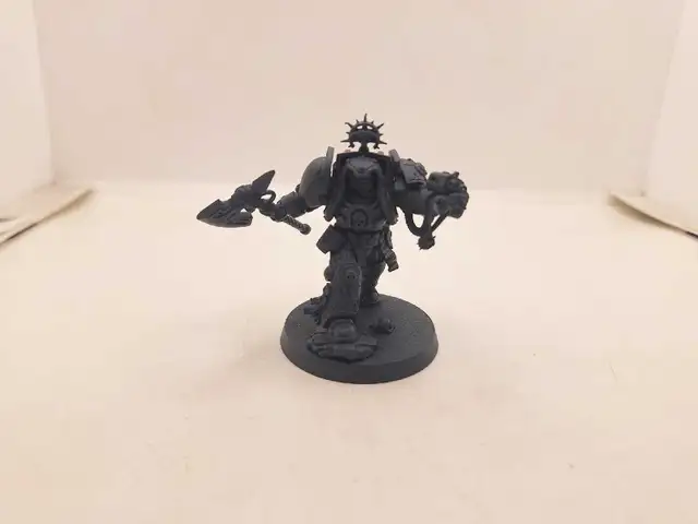 Warhammer 40k Primaris Librarian in Terminator Armour Primed