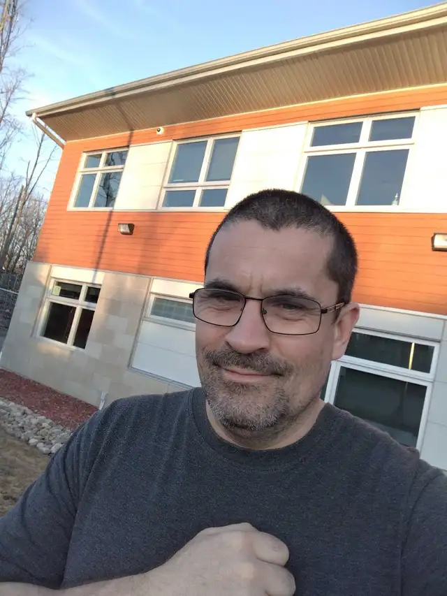 cherche emploi st jérome avec transport ou accessible en bus