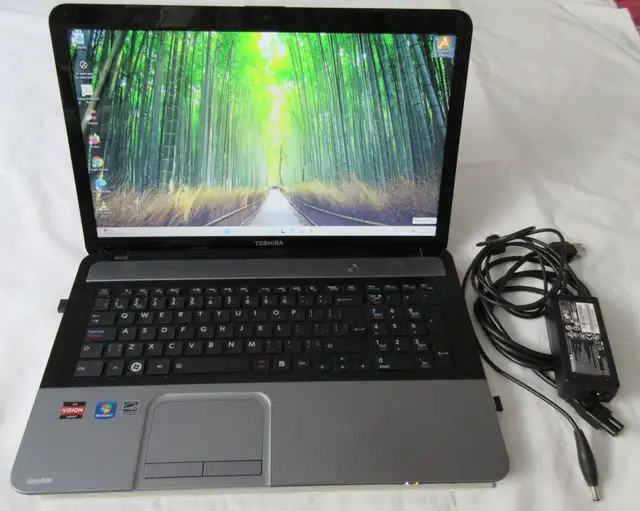 Portable Toshiba Satellite AMD A6-4400M 8Go SSD 256Go W11 Fam.