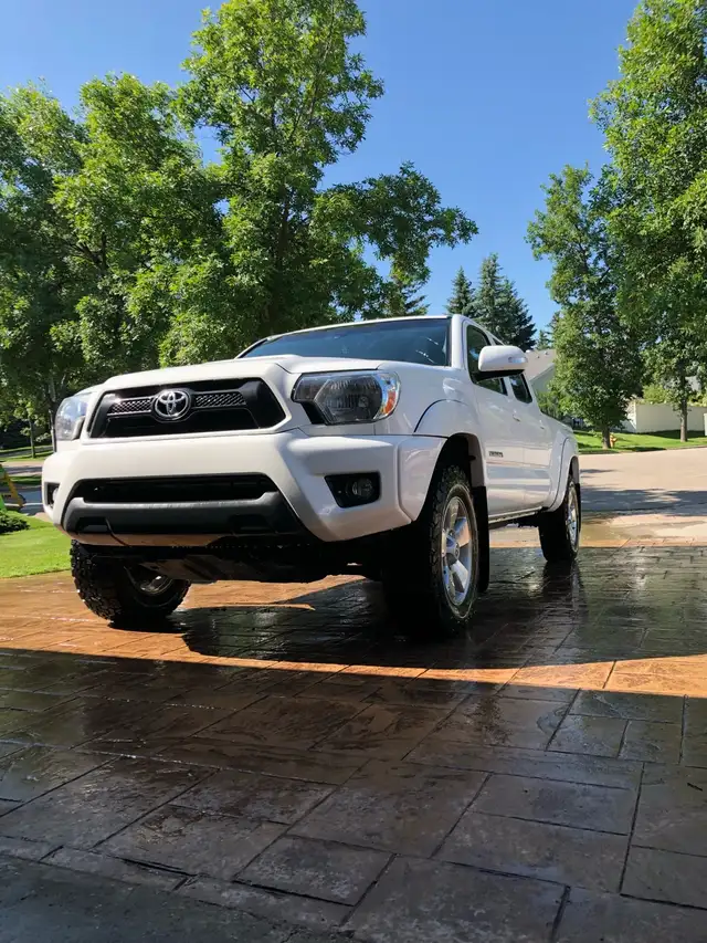 2013 Toyota Tacoma TRD Sport - Photo 2