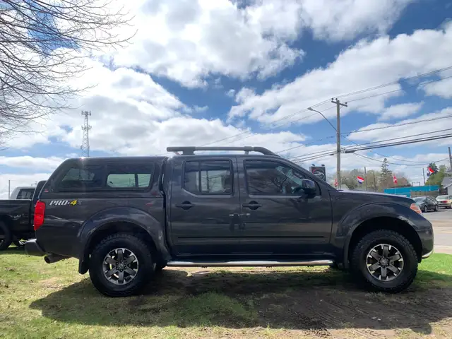 2015 NISSAN FRONTIER PRO4X CREW LOW KMS CERTIFIED - Photo 8