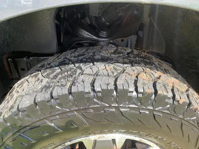 2015 NISSAN FRONTIER PRO4X CREW LOW KMS CERTIFIED - Photo 15