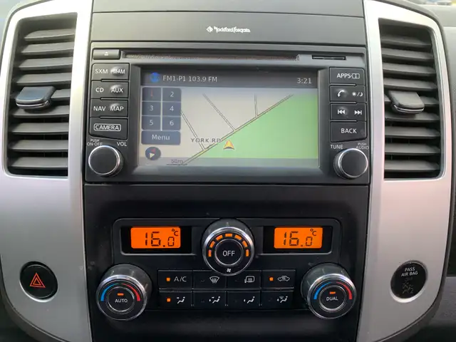 2015 NISSAN FRONTIER PRO4X CREW LOW KMS CERTIFIED - Photo 21