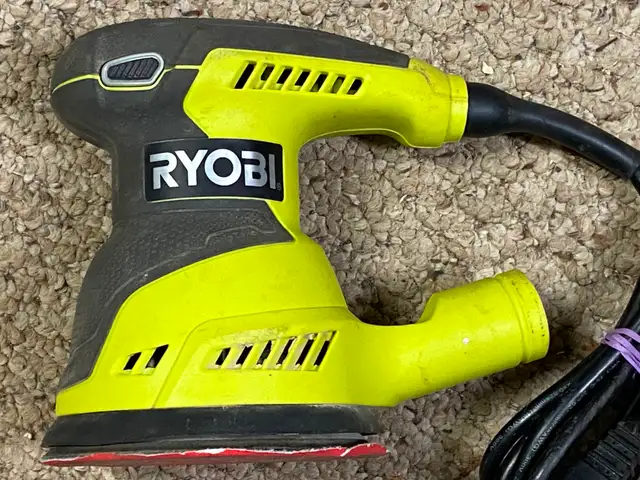 Ryobi Orbital Sander RS290G - Photo 4