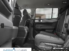 Experienced Private Driver with Car offering pick up & drop off - Photo 7