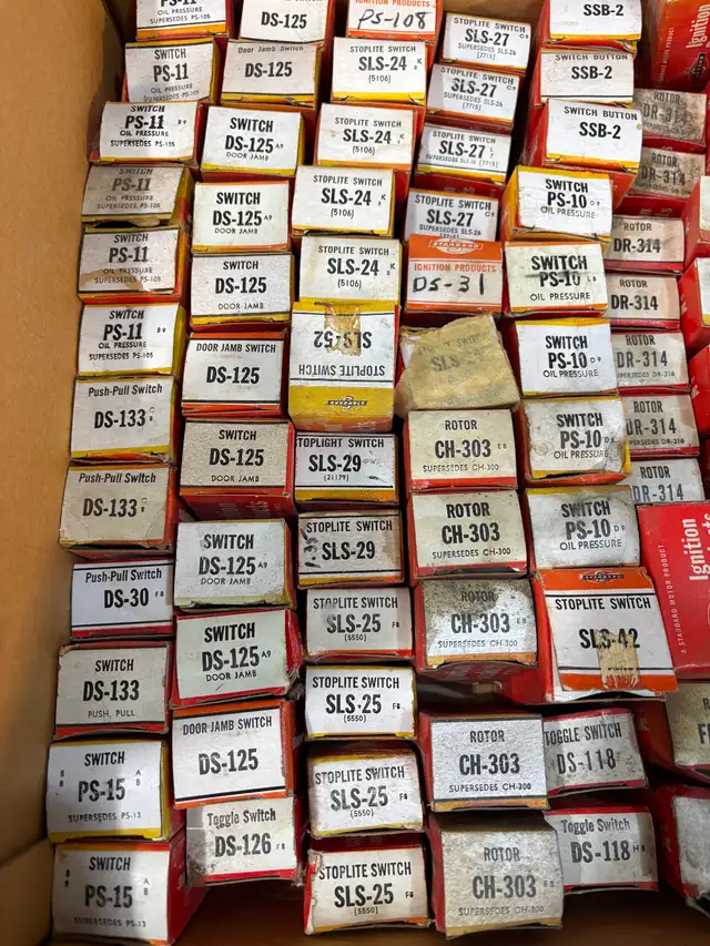 NOS Vintage Auto Parts - Photo 2