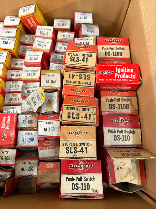 NOS Vintage Auto Parts - Photo 3