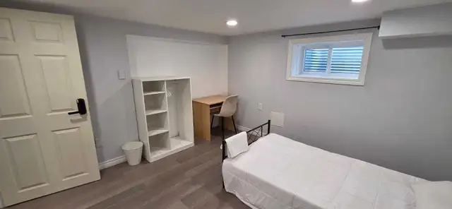Room for rent - Etobicoke-All utilities-Islington/Albion