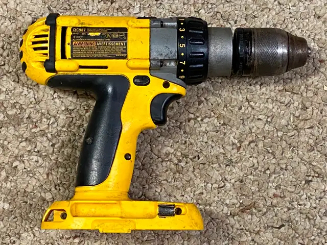Dewalt Heavy Duty XRP 1/2' Cordless Drill/Driver Model# DC987 - Photo 3