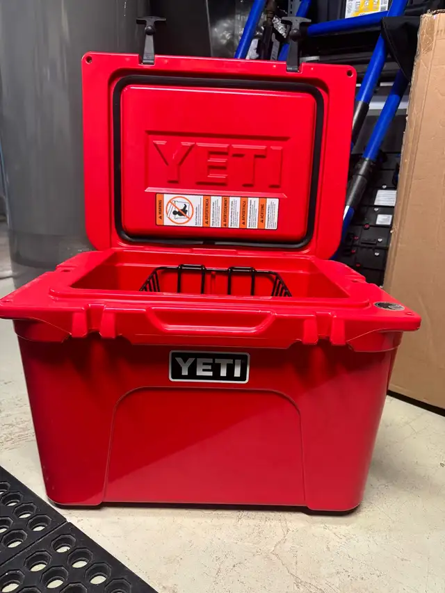 Yeti Cooler Brand new