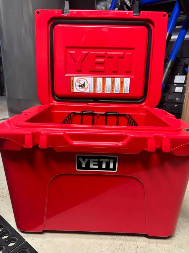 Yeti Cooler Brand new - Photo 2