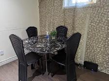 Full furnished basement room for 2 girls to Share @ Poplar Road - Photo 5