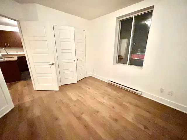 beau logement 3 1/2 renové - Photo 4