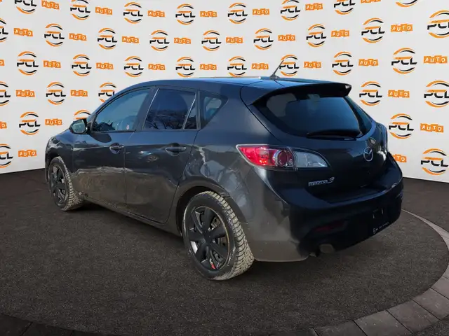 2011 Mazda Mazda3 Good on Gas Keyless entry 1Year warranty - Photo 5