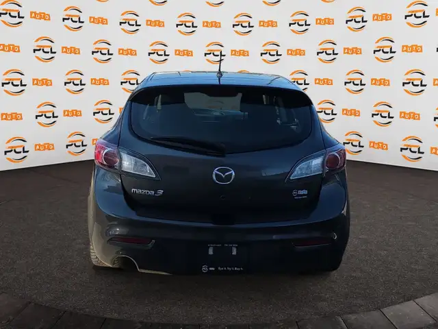 2011 Mazda Mazda3 Good on Gas Keyless entry 1Year warranty - Photo 6