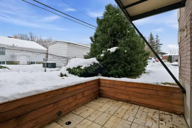 Rare 5 1/2 avec Vue Montagne Bureau   2 Stationnements - Photo 9