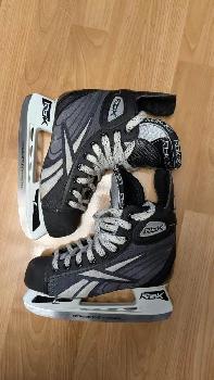 RBK skates size 2D