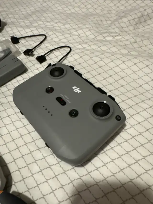 Dji Mini 2 Drone - Photo 3