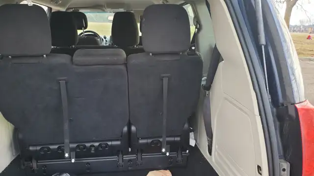 2015 Dodge Caravan - Photo 6