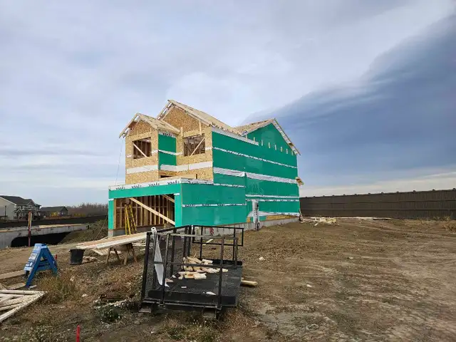 Quality Oriented Framer - Photo 2