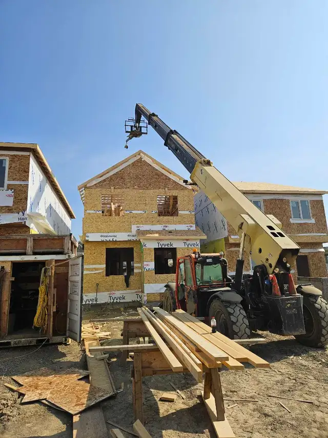 Quality Oriented Framer - Photo 4