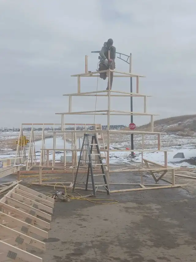 Quality Oriented Framer - Photo 8