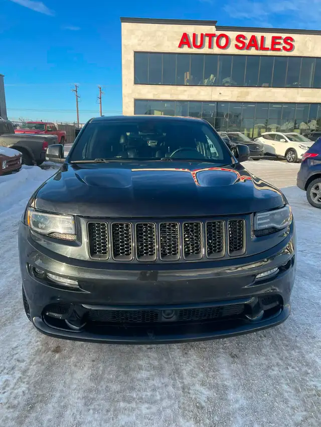 2015 JEEP GRAND CHEROKEE SRT8 – 6.4L - Photo 2