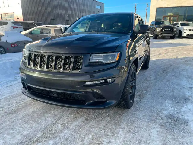 2015 JEEP GRAND CHEROKEE SRT8 – 6.4L - Photo 3