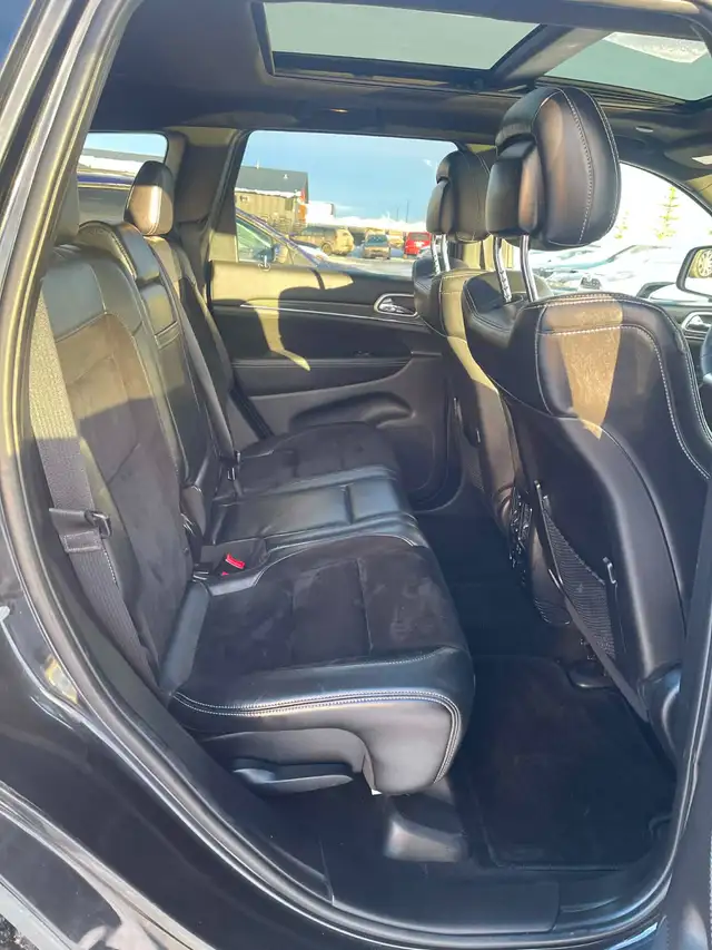 2015 JEEP GRAND CHEROKEE SRT8 – 6.4L - Photo 10