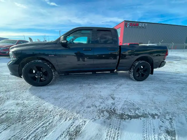 2016 Dodge Ram 1500 Sport 5.7L HEMI 4x4 (engine 188k) - Photo 4