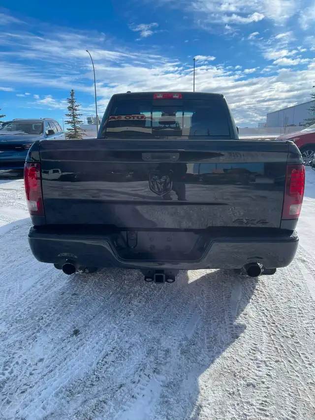 2016 Dodge Ram 1500 Sport 5.7L HEMI 4x4 (engine 188k) - Photo 6