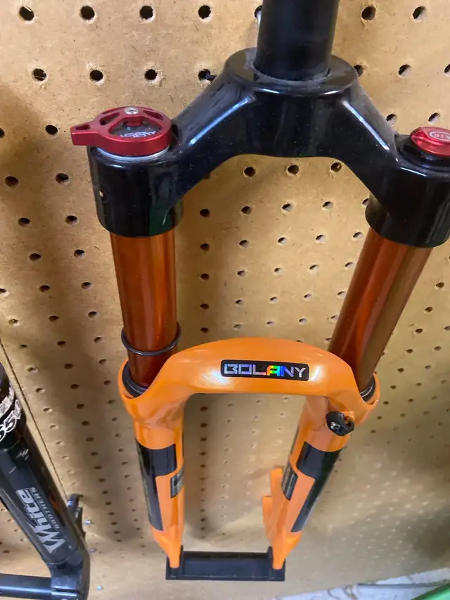 new dual air fork 26" disc $100 - Photo 2