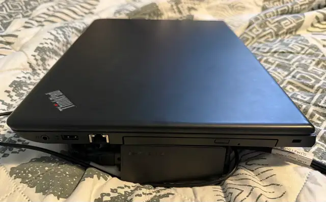 Thinkpad Lenovo 15.6" i5 7th Gen 4GB Ram 500GB - Photo 7