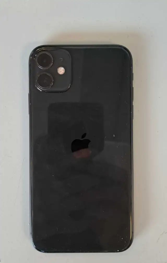 SCRATCHED Gray 64gb Iphone 11 (31900982) - Photo 2