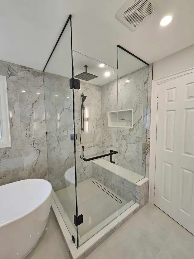frameless glass showers & Glass railings - Photo 3