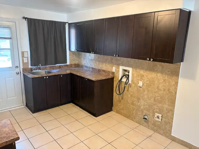 Très beau 4½ à louer immédiatement (4121, 51e rue) - Photo 3