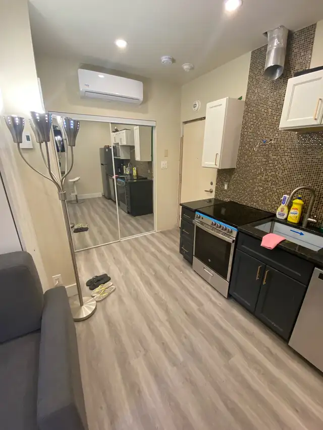 995$/mois-À Louer - Mini-Studio Moderne Completement Meublé. - Photo 5