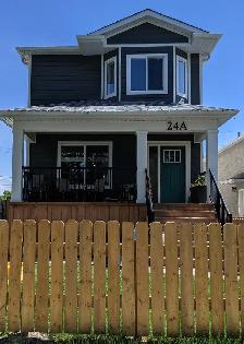 3 Bedroom 2.5 Bath Upper Unit House in Old St Vital/ St Boniface