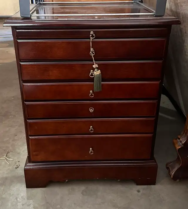 Garage Sale Saturday 11AM - 1PM,