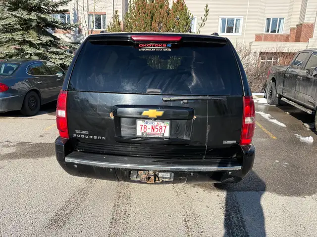 2012 Chevy Suburban - Photo 5