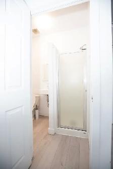 Furnished Studio - DOWNTOWN - Photo 8